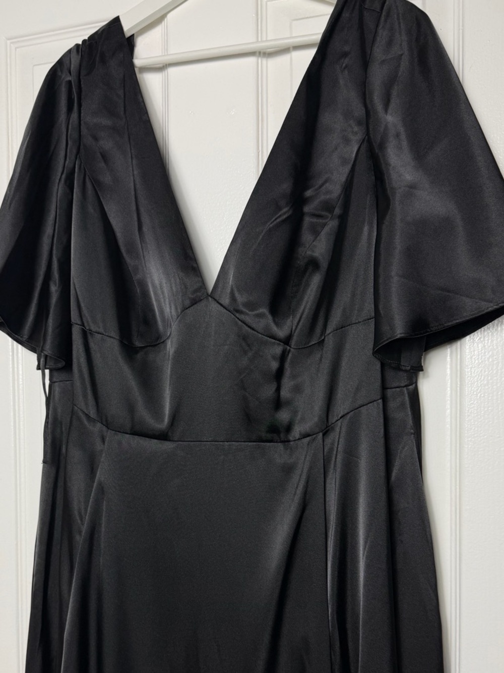 GALINA SIGNATURE Charmeuse Flutter-Sleeve A-Line Dress - Picture 4 of 9